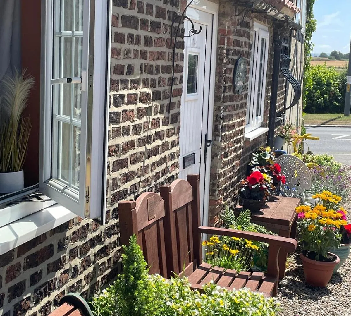 Yarm Cottages The Byre Sleeping 4 Kirklevington Bed & Breakfast